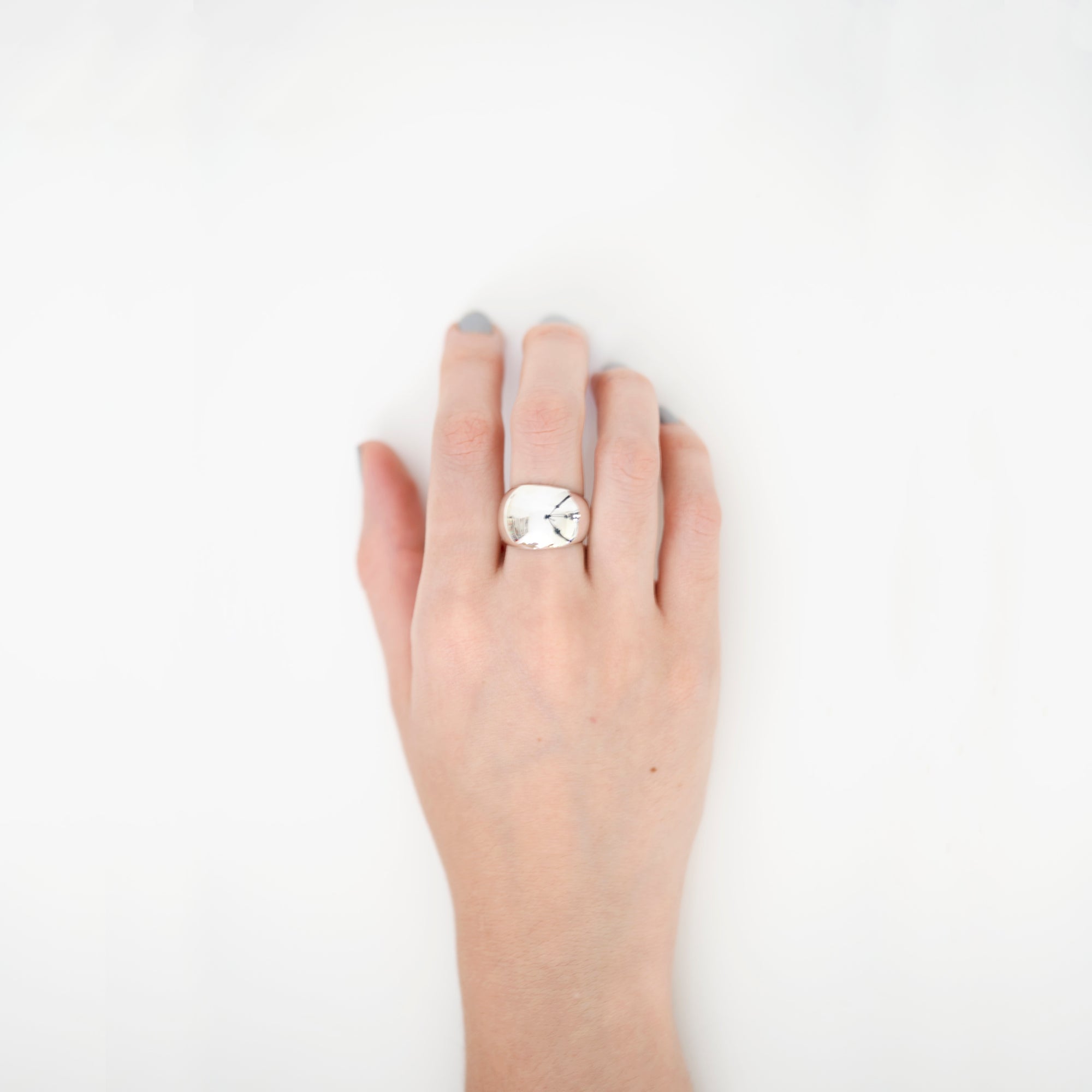 XĀK Ring