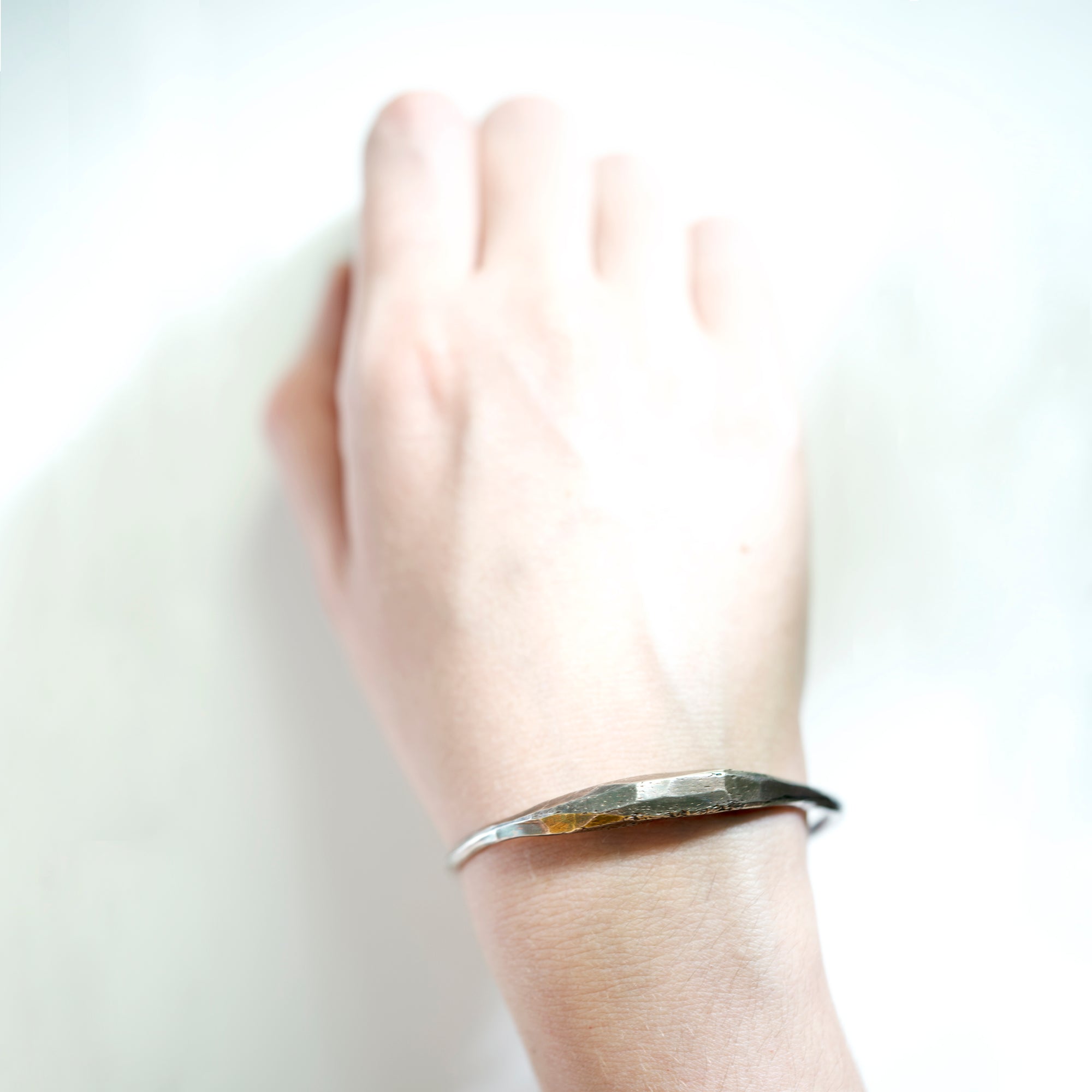 SINESIS Bangle